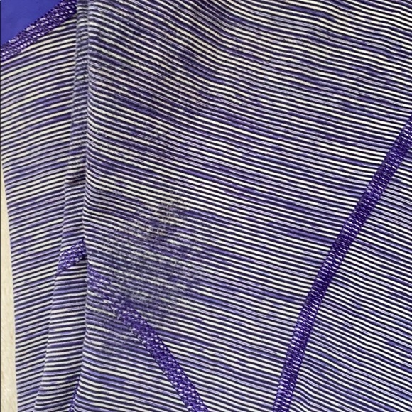 Lululemon capris - Picture 8 of 8